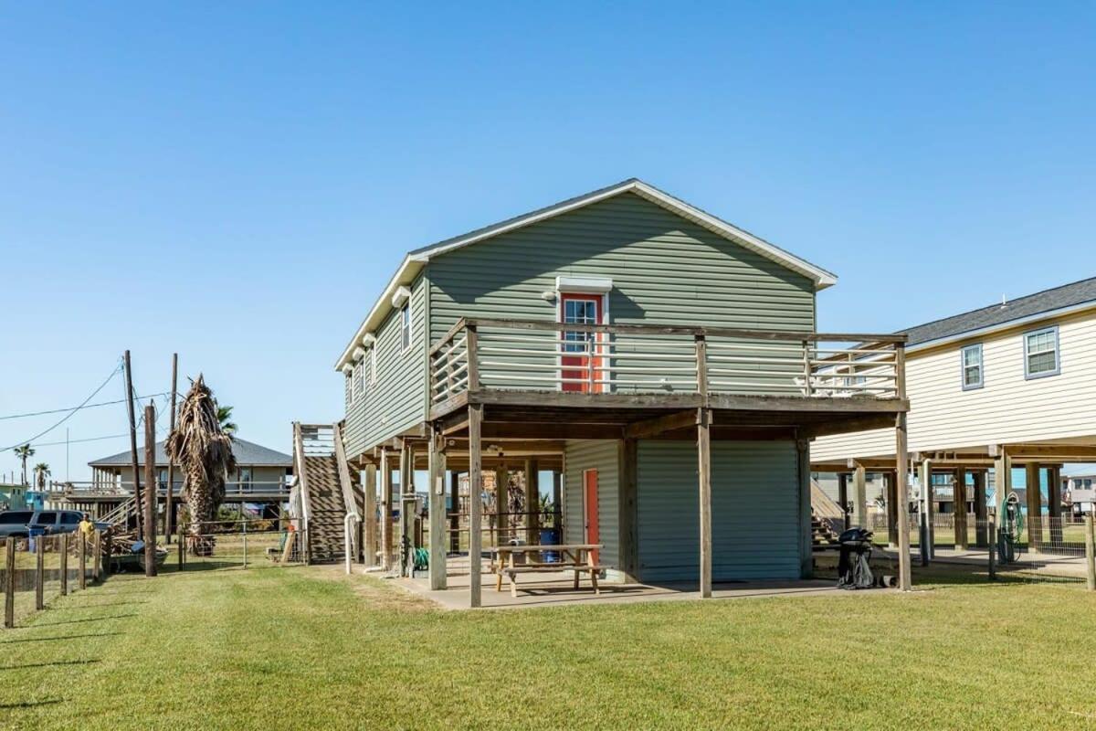 Casa De Las Olas - Huge Fenced Yard, Massive Outdoor Shower, Great Breezes From Deck! Villa Surfside Beach Exterior photo