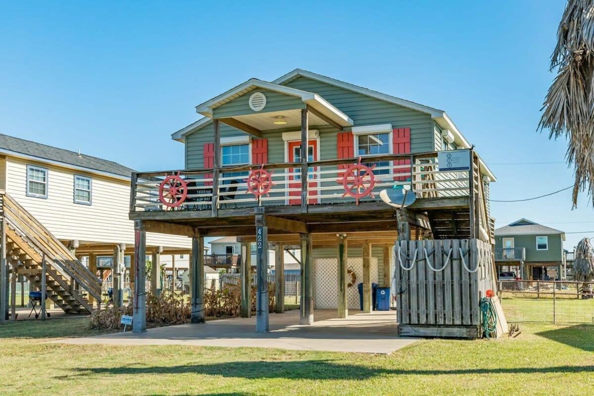 Casa De Las Olas - Huge Fenced Yard, Massive Outdoor Shower, Great Breezes From Deck! Villa Surfside Beach Exterior photo